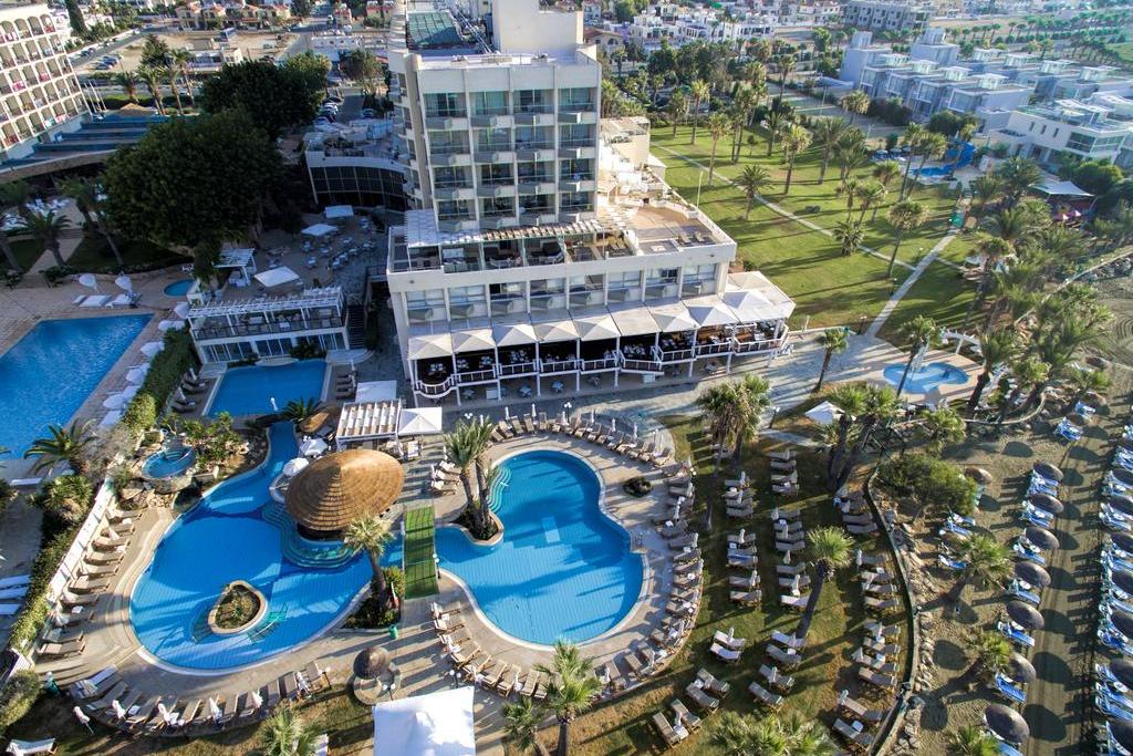 gb_goldenbay_1